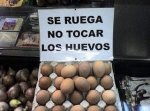 no-tocar-los-huevos.jpg
