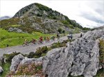 vuelta14st15-covadonga-rocks.jpg