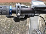 Adaptador Trickstuff Matshi Anclaje Mando Sram con Maneta Freno Shimano montado logo.JPG