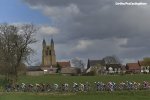 wevelgem16-peloton-church-1000.jpg