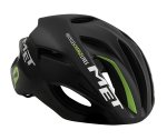 casco met rivale.jpg