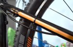 como-hacer-guias-caseras-cables-bicicleta.jpg