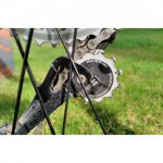 roldana-descentrada-para-1x10v-o-1x11v-leonardi-adv-pulley (1).jpg