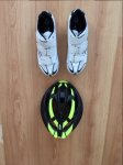Casco y Zapatillas.JPG