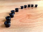 91Juego d tornillos de en composite Carbonius..jpg