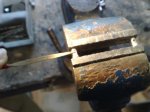72Limando chaflan en taladro d pin.jpg