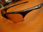 OAKLEY1.jpg