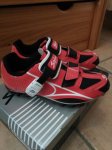 zapatillas2.jpg