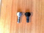 162Tornillo del sincro original y Carbonius_1.jpg