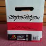TLD_7_red.jpg