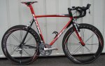 586 rojo.jpg