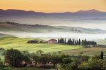 Country_Villa_Val_dOrcia_Tuscany_Italy.JPG