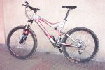1003505uj21yz8.jpg