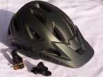 Giro Montaro mips verde 1.jpg