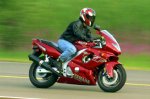 yzf600reda1.jpg