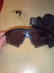 oakley7.jpg