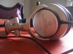 Sony300 MDR-V700.jpg