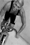 jhonny_g_en_bici.jpg