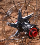 Fox_Racing_Shox_2009_Shimano_XT_15QR_hub-798-99.jpg