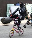 blackbikedisfraz3.JPG