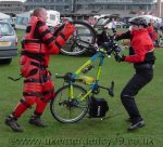 amorbici41police2.jpg