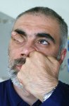 DEDO NO NARIZ_1.jpg