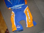Ropa Orbea y casco catlike blanco 007.jpg