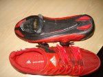 gafas catlike y botas adidas 007.jpg