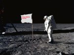 Us-Flag-On-Moon-wallpapers.jpg