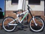 garaje de bicis 015.jpg