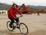 0_hugo-chavez-bike.jpg