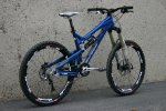 uzzi%20blue%202.JPG