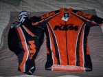Ropa KTM.jpg