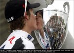 lbl09-kiss[1].jpg