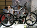 54-LA NUEVA MONDRAKER KAISER Y CESAR ROJO DE FONDO...JPG