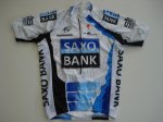 saxo bank maillot corto1.jpg