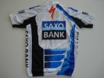 saxo bank maillot corto2_1015x761.jpg